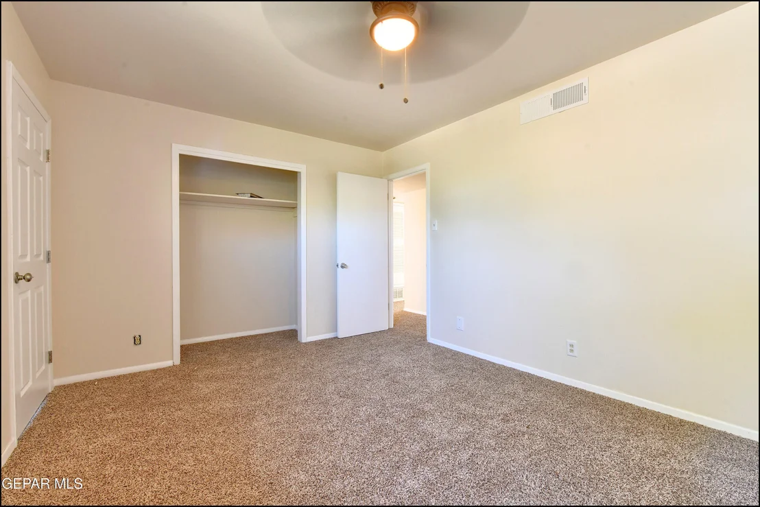 Photo of 3312 DIAMOND Drive