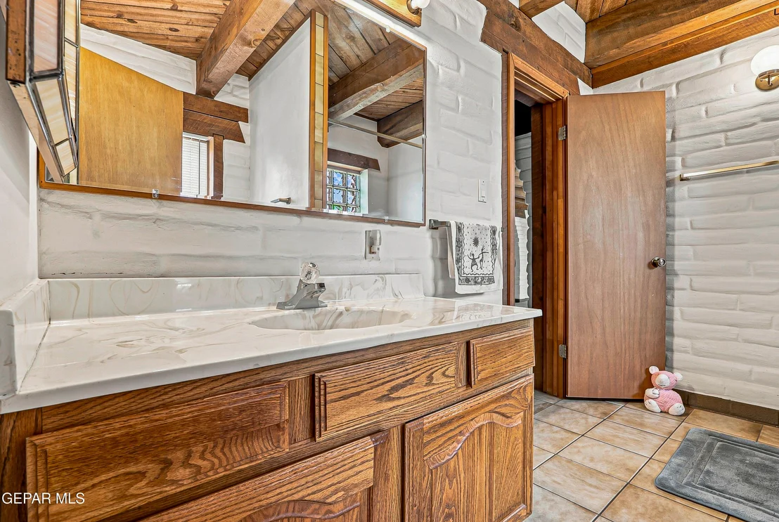 Photo of 141 LIBBY Road