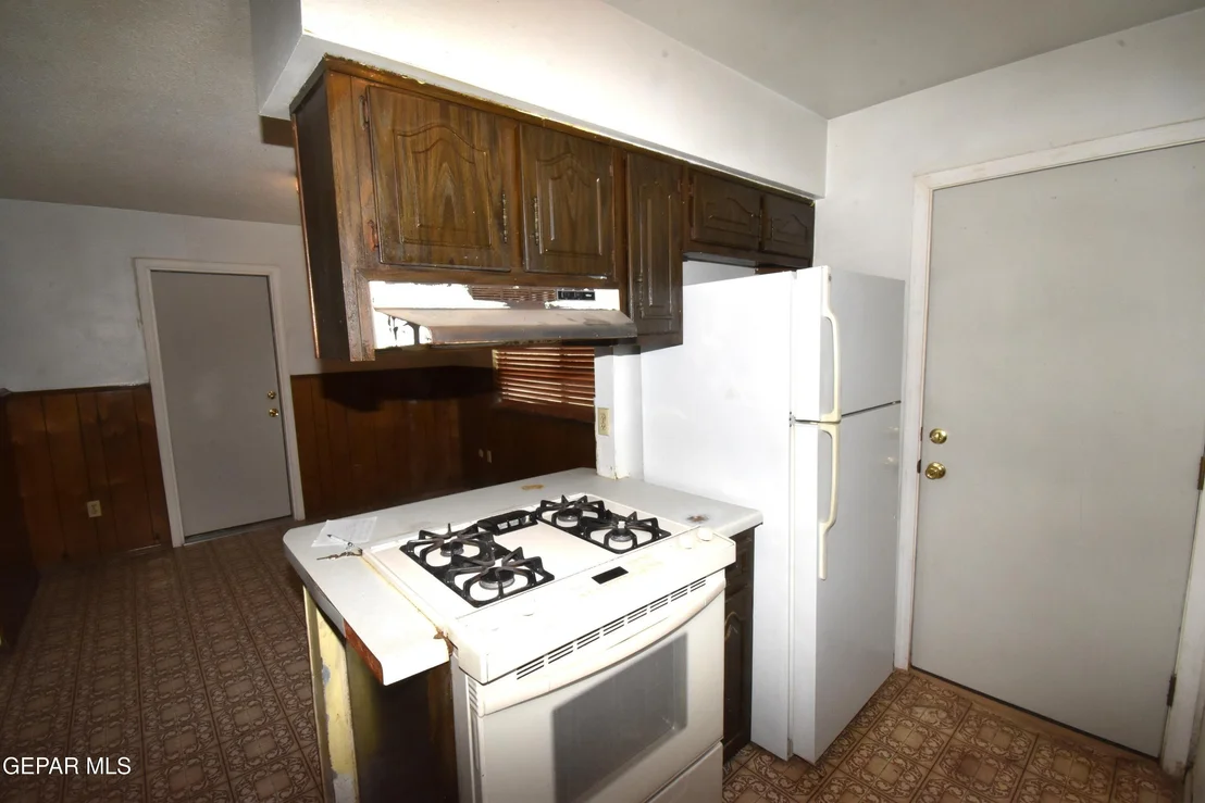 Photo of 8901 MELLON Drive
