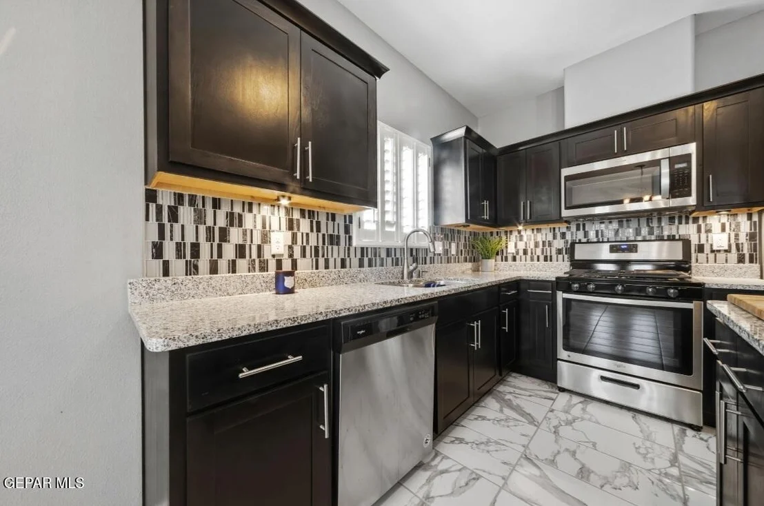 Photo of 968 WILLOW RIVER Drive