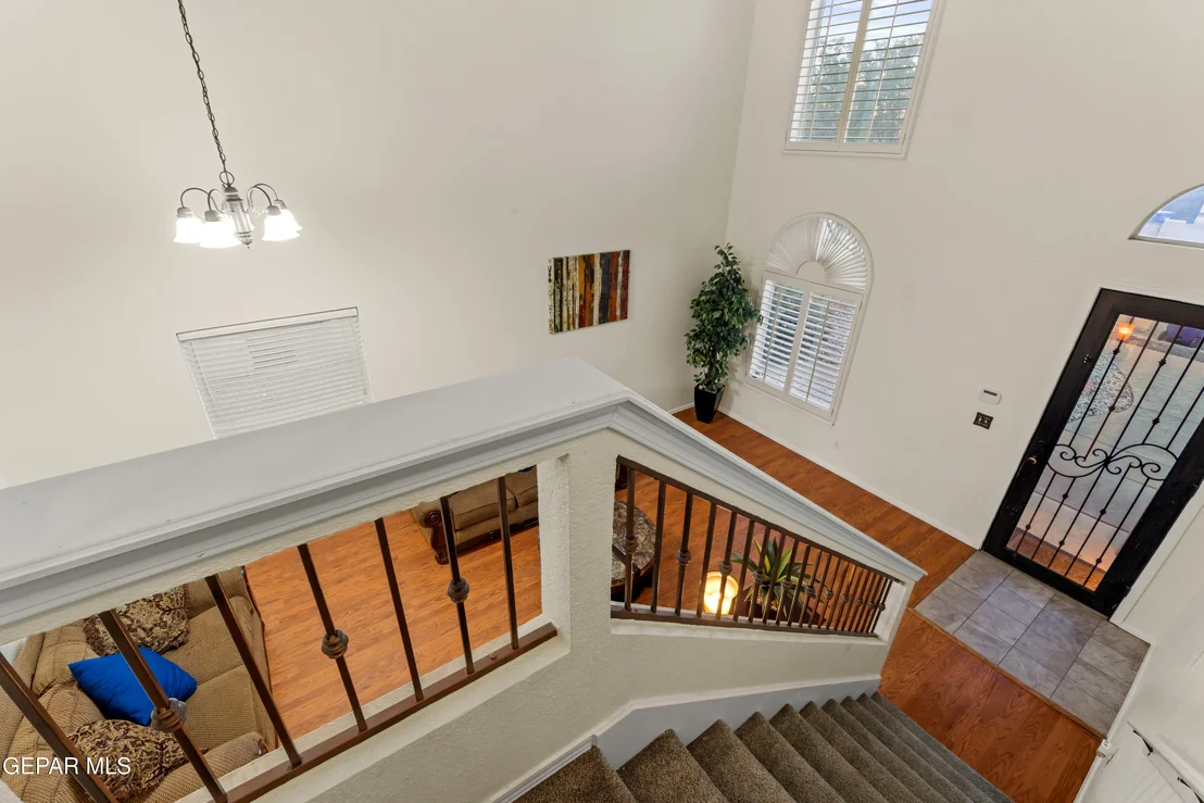 Photo of 11221 Northview Drive