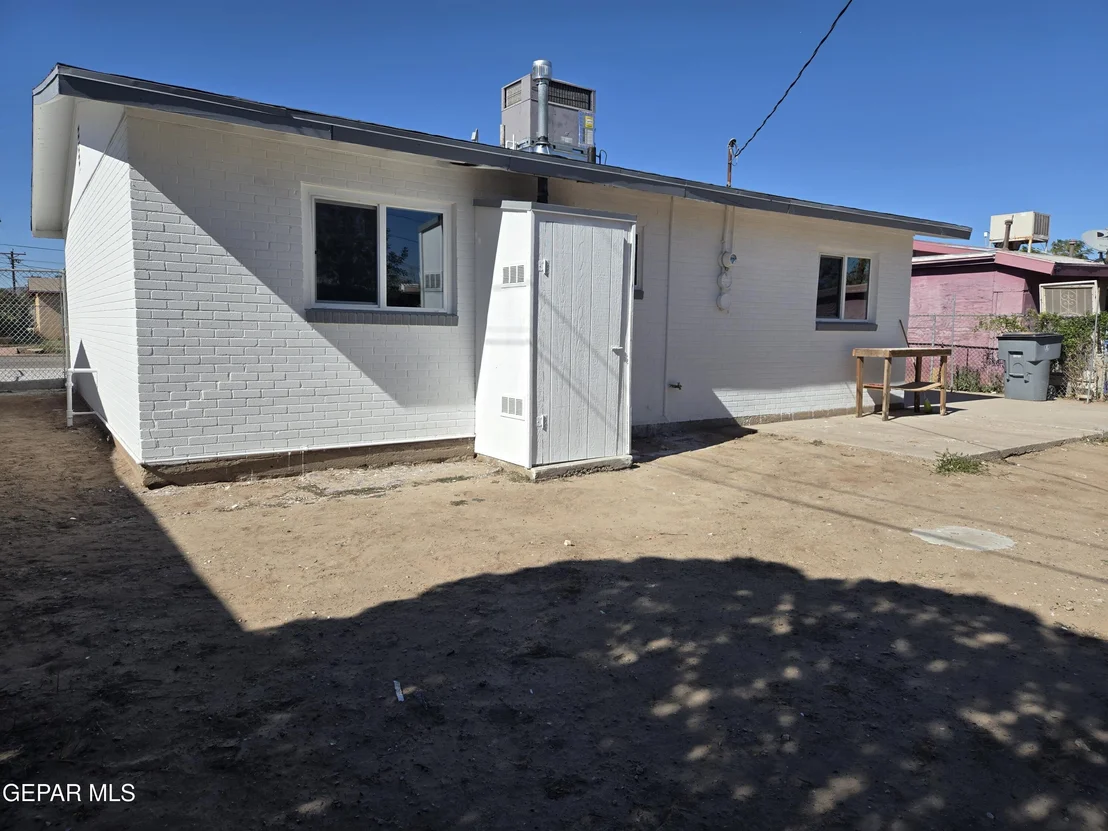 Photo of 208 ARBOR Place