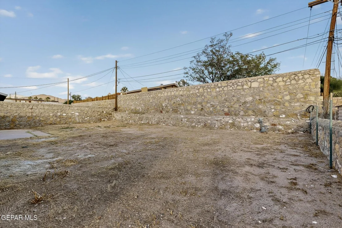 Photo of 105 CAMILLE Drive