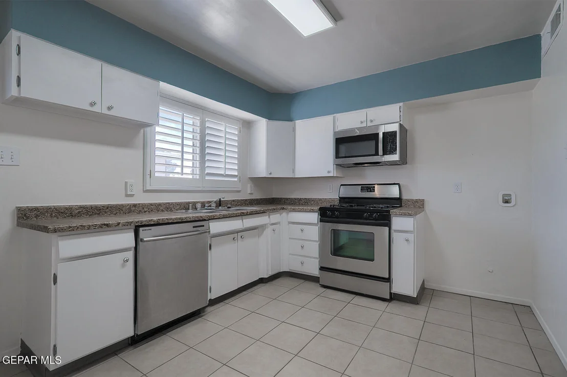 Photo of 1210 CAPER Road