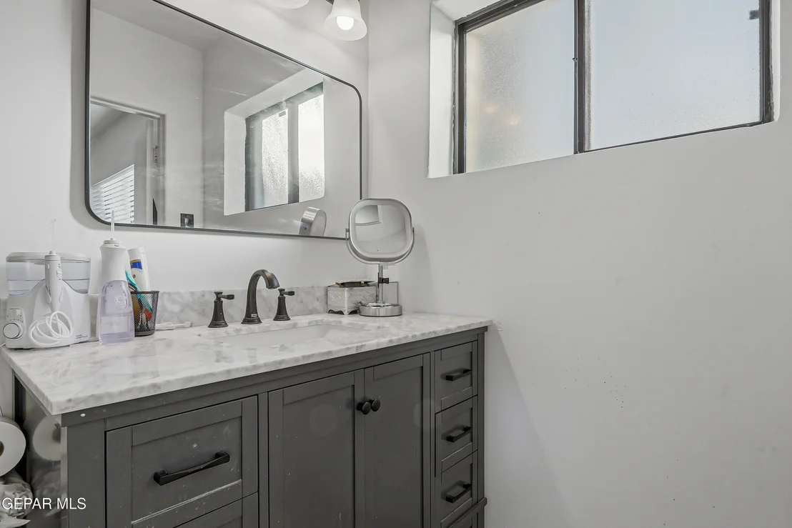 Photo of 4527 EMORY Road