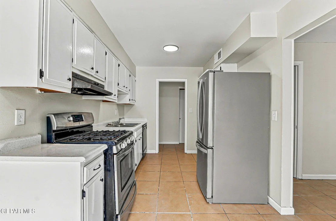 Photo of 10420 MAXWOOD Drive
