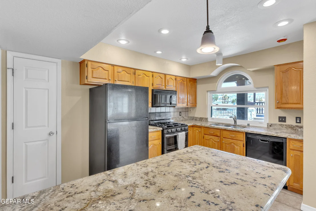 Photo of 652 BLUFF CANYON Circle