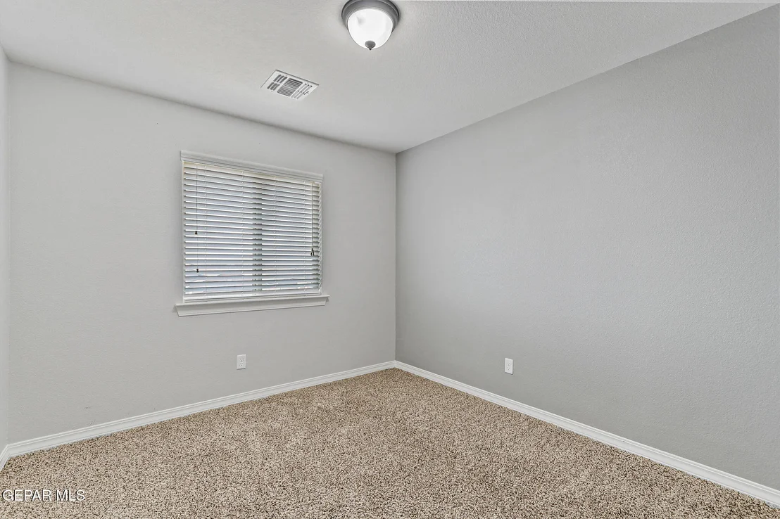 Photo of 7108 N North Skies
