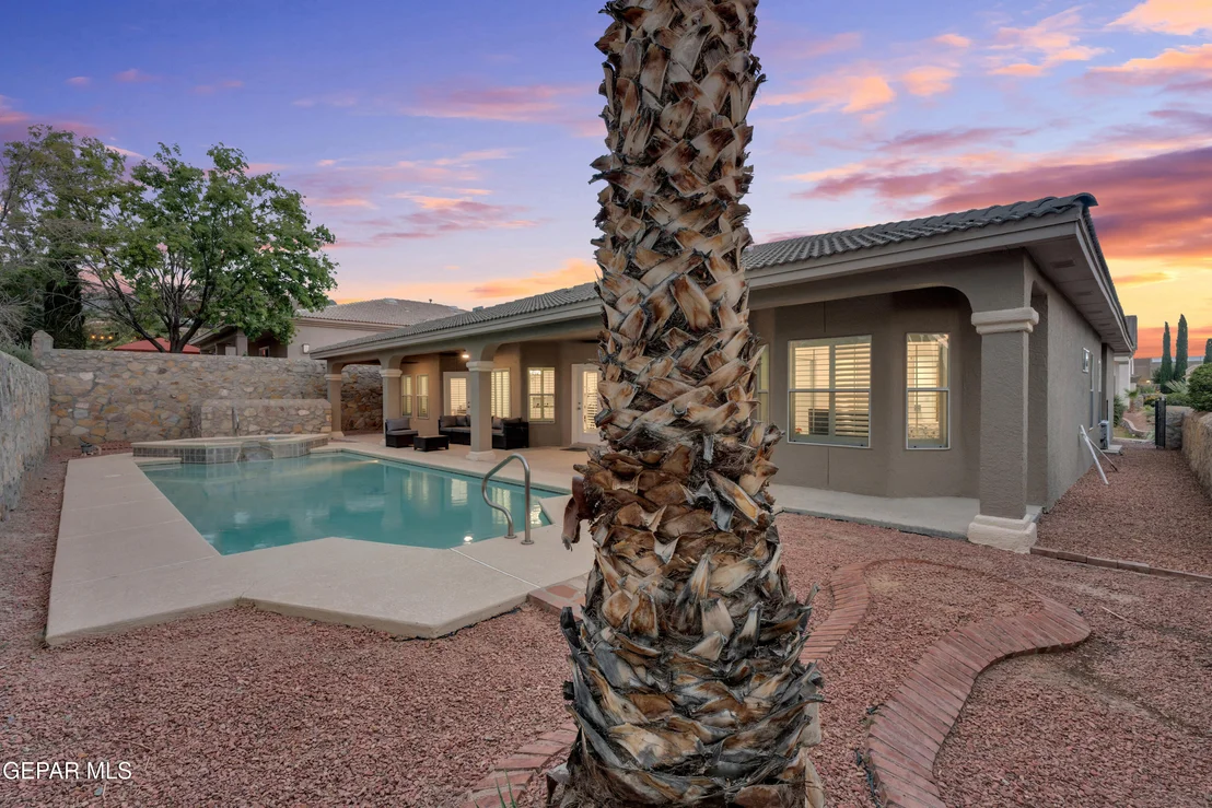 Photo of 6337 FRANKLIN RED Drive