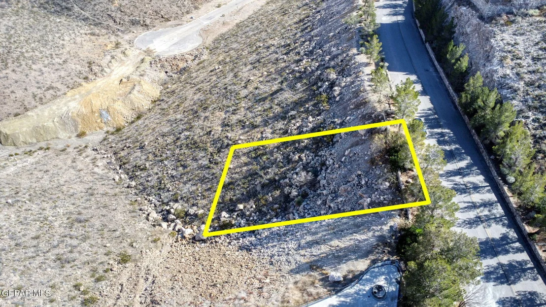 Photo of 40 SIERRA CREST Drive
