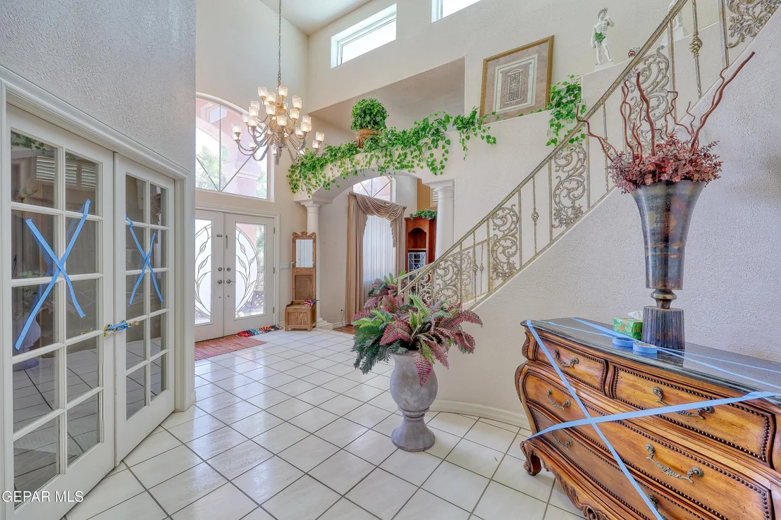 Photo of 1361 GATE Place