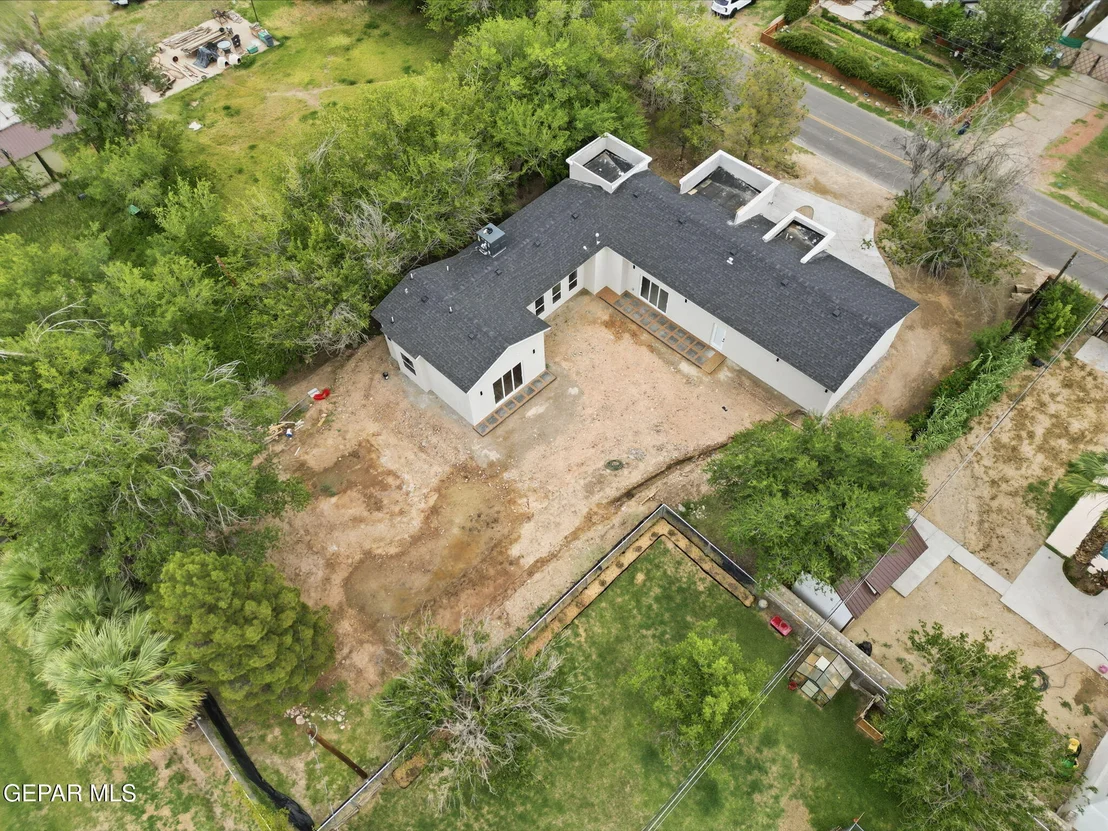 Photo of 115 BIRD Avenue