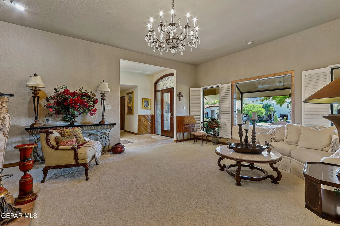 Photo of 628 SPRING CREST Drive
