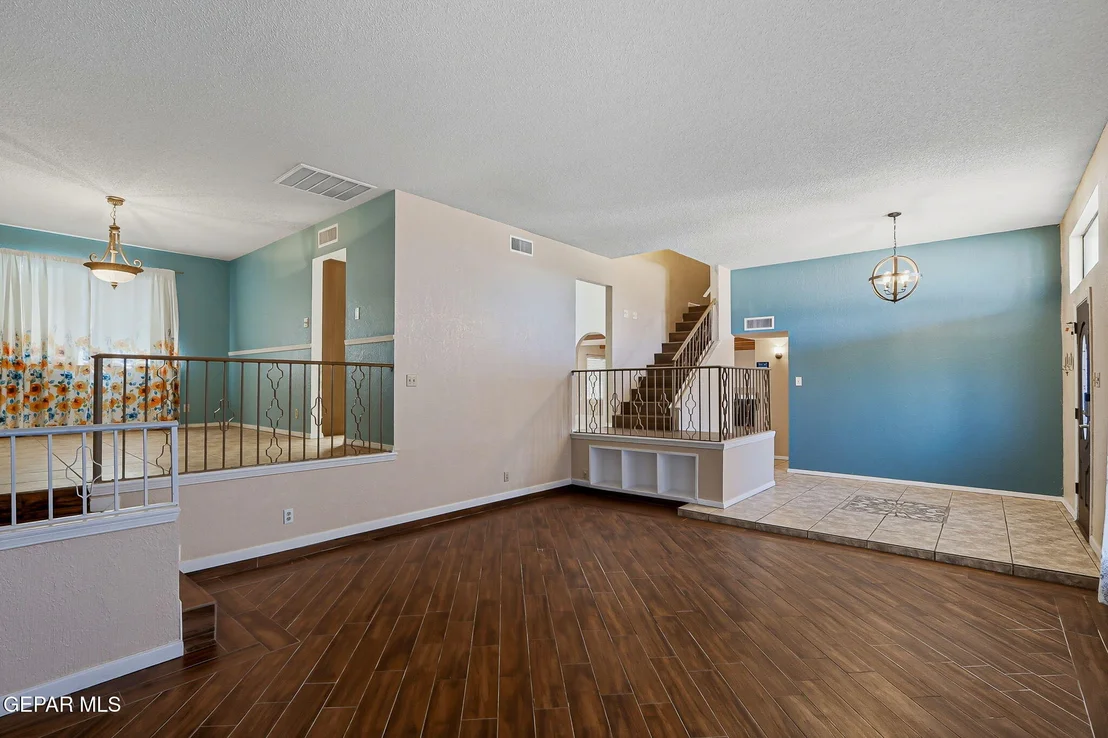 Photo of 11700 CASA VIEW Drive