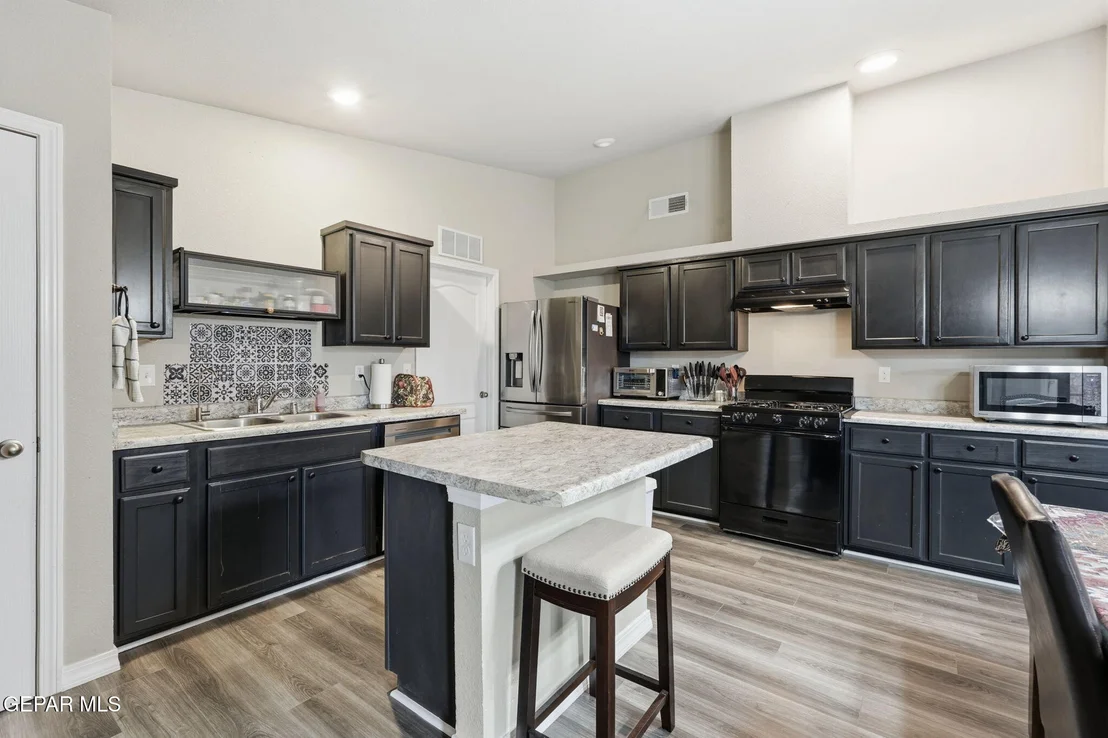 Photo of 14317 Paraiso Drive