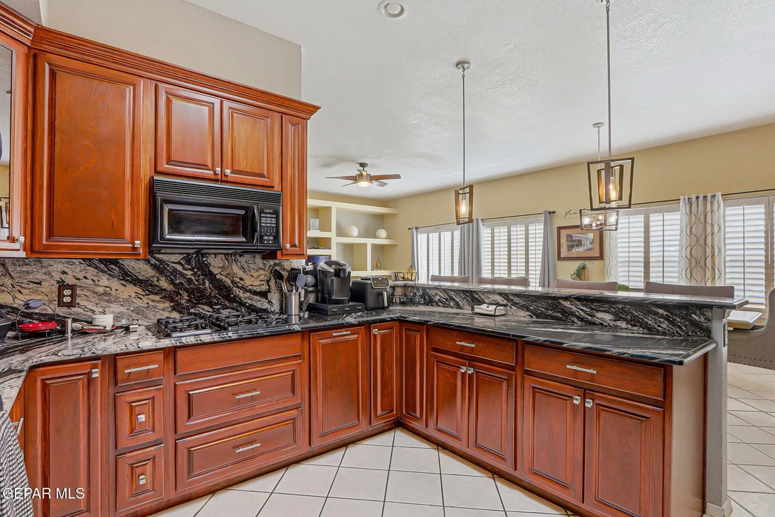 Photo of 1372 SILVER GATE Place