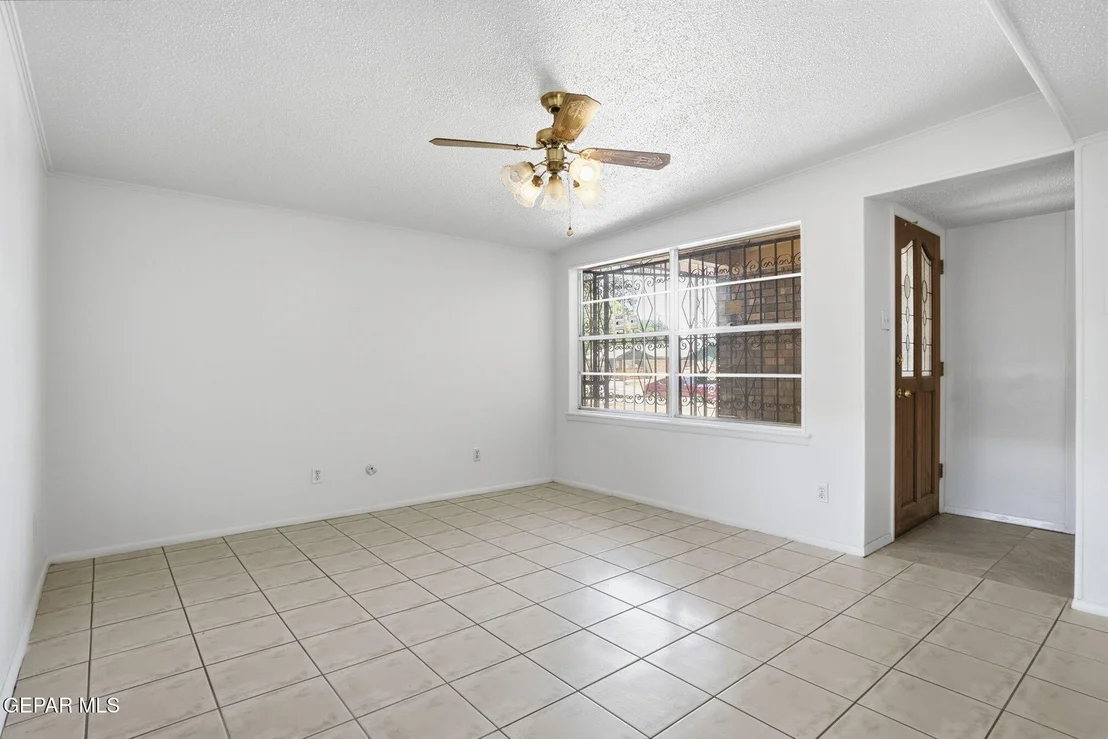 Photo of 3217 SHETLAND Road