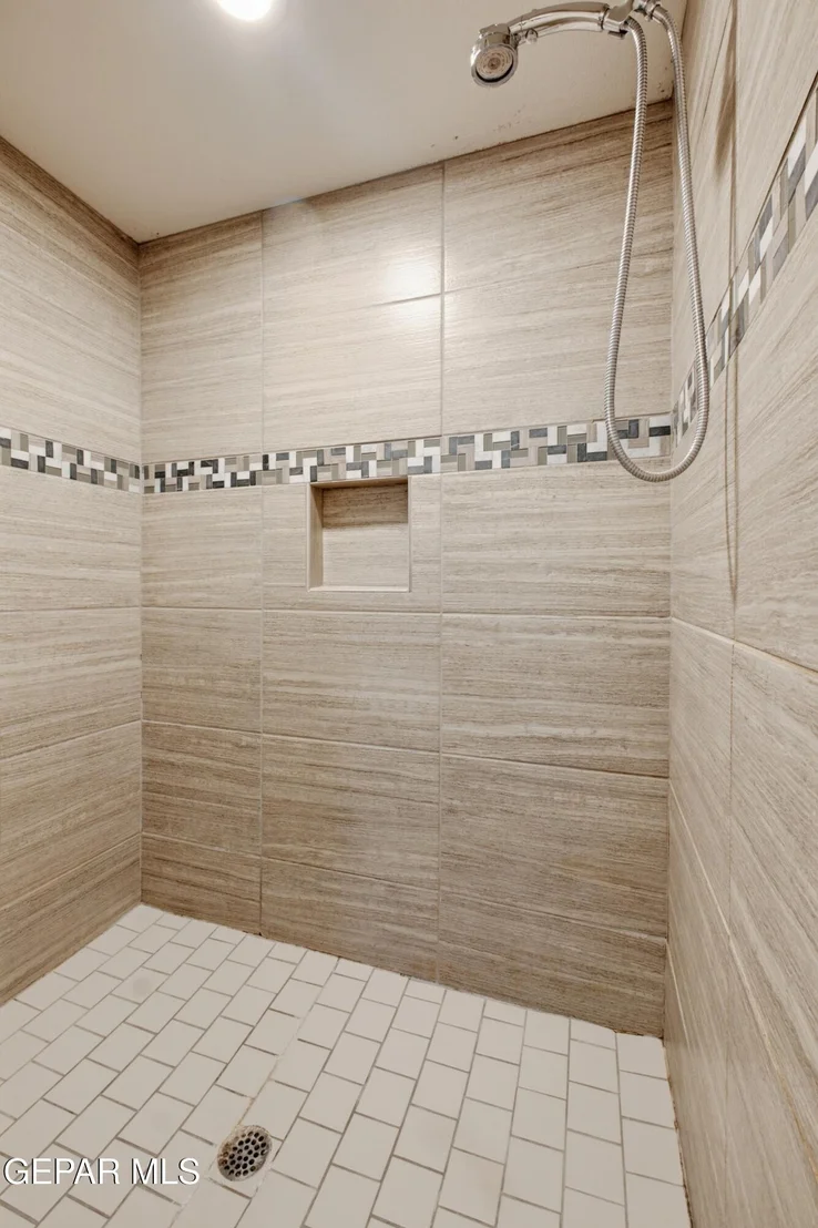 Photo of 6213 BRAZOS RIVER Drive