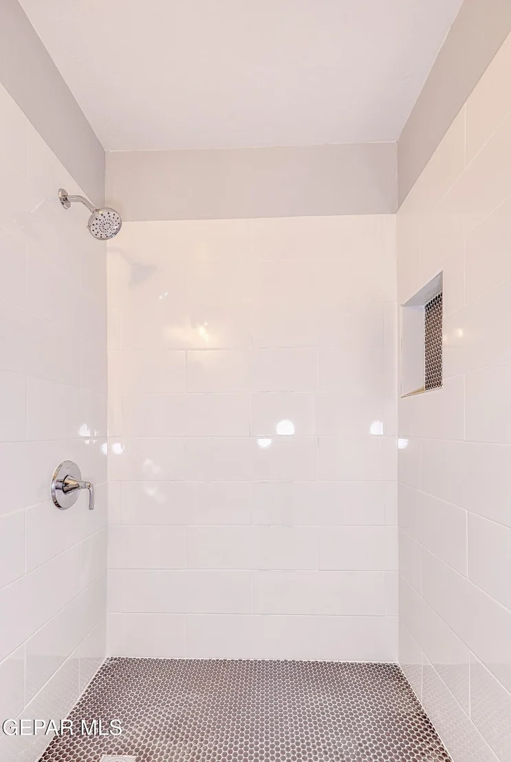 Photo of 533 Montecito Road