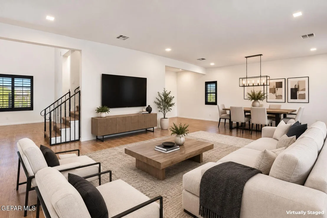 Photo of 817 Jones Point Place