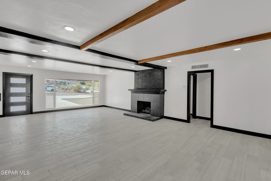 Photo of 3116 Titanic Avenue