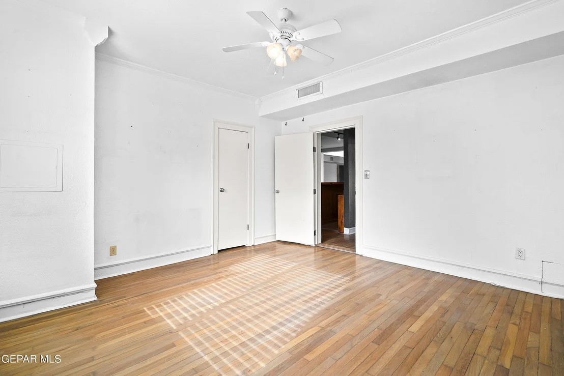 Photo of 200 W Sunset Road