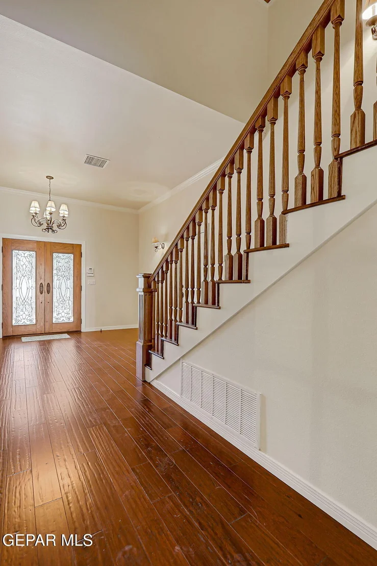 Photo of 5540 Westside Drive