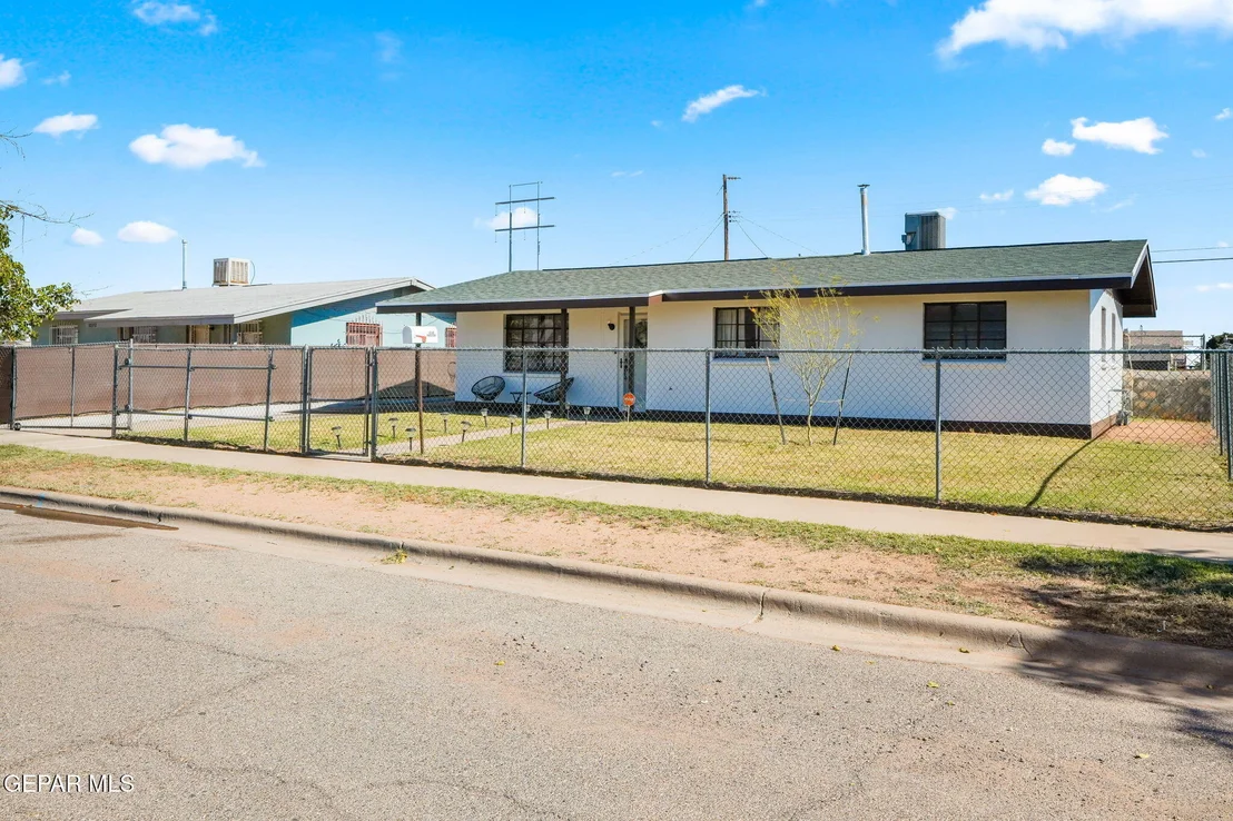 Photo of 10368 Preston Drive