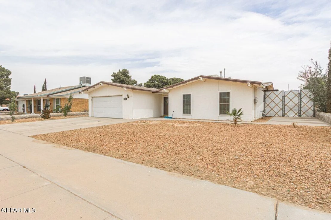 Photo of 2425 ANISE Drive