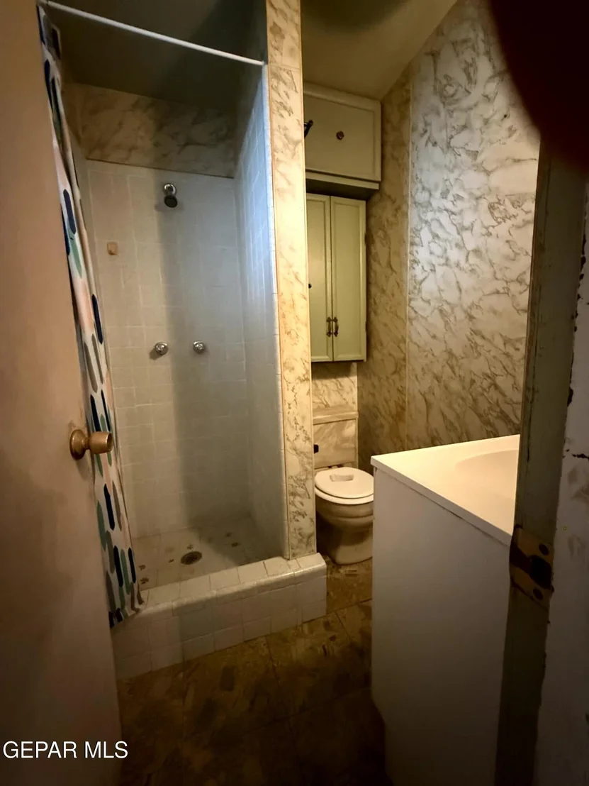 Photo of 228 MANGO Road