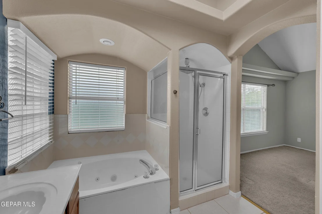 Photo of 6358 FRANKLIN VIEW Drive