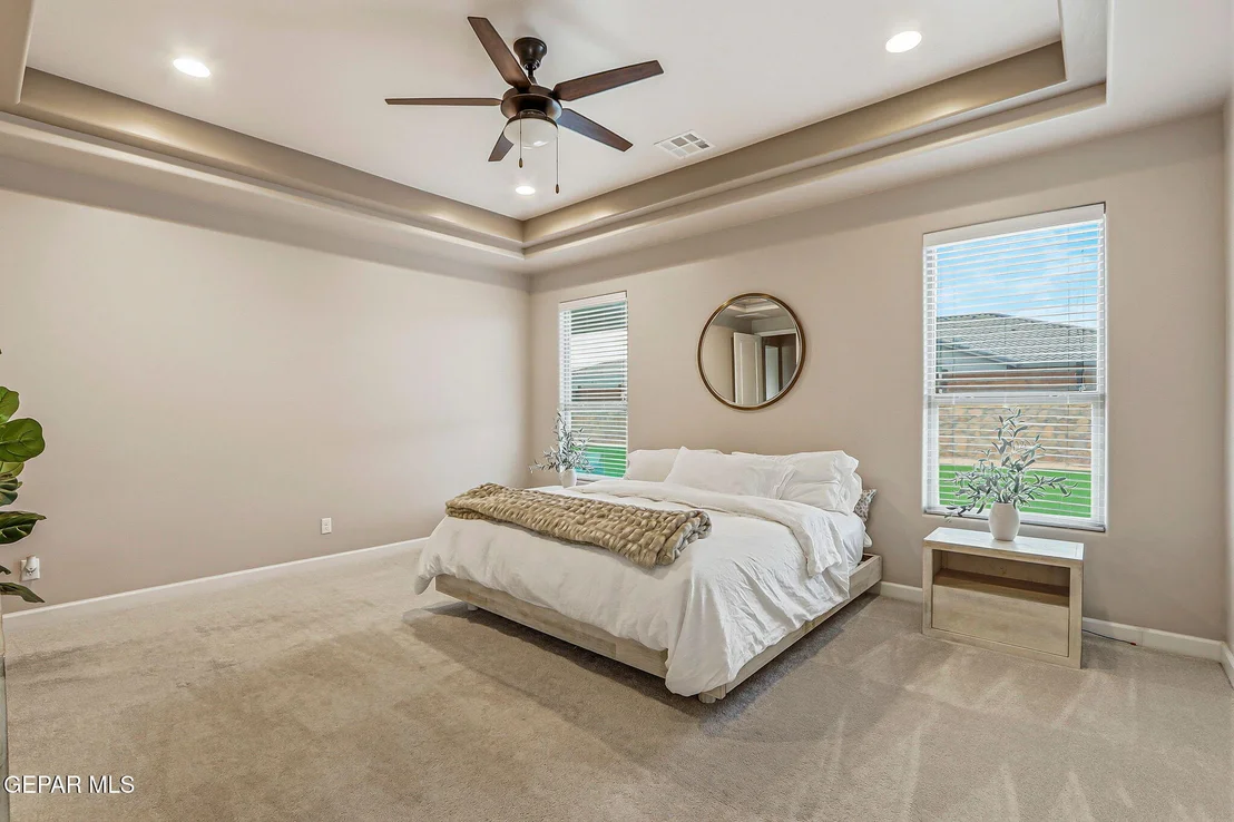 Photo of 5884 Valle Sonar Avenue