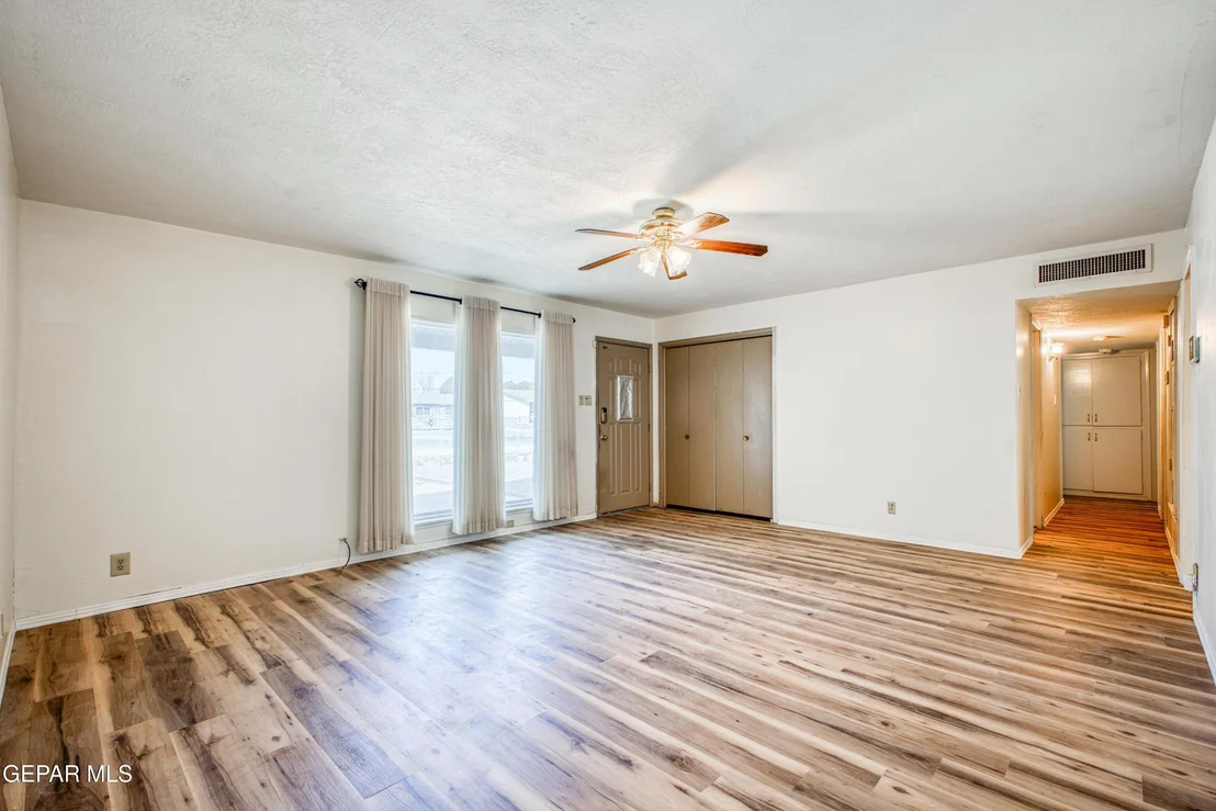 Photo of 5800 NIKE Lane