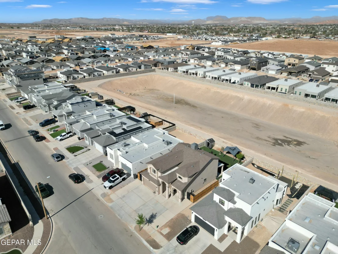 Photo of 3600 Essence Street