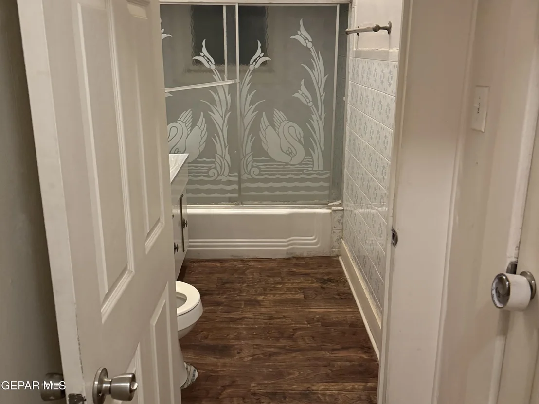 Photo of 521 RANDOLPH Drive