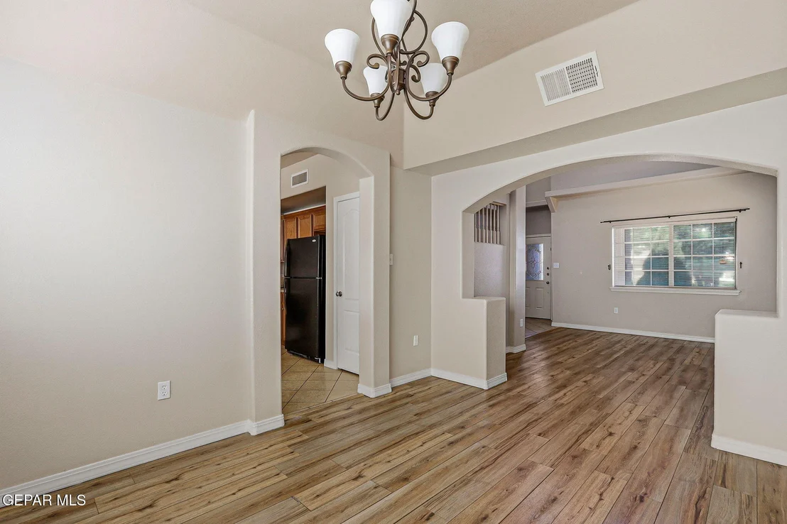 Photo of 1516 Mescal Lane