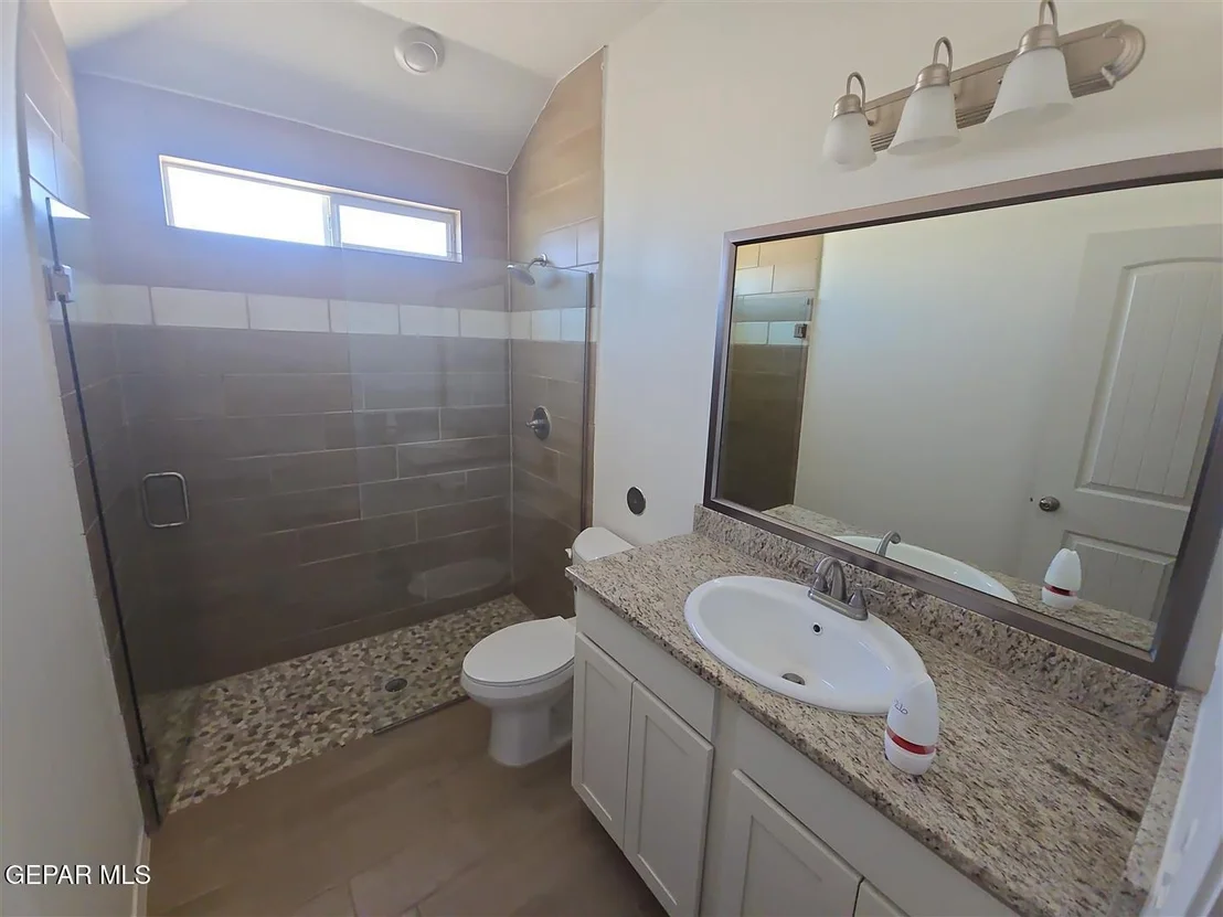 Photo of 1313 MEADOW Road