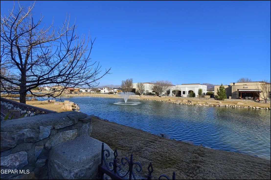 Photo of 5536 RIVER RUN Street