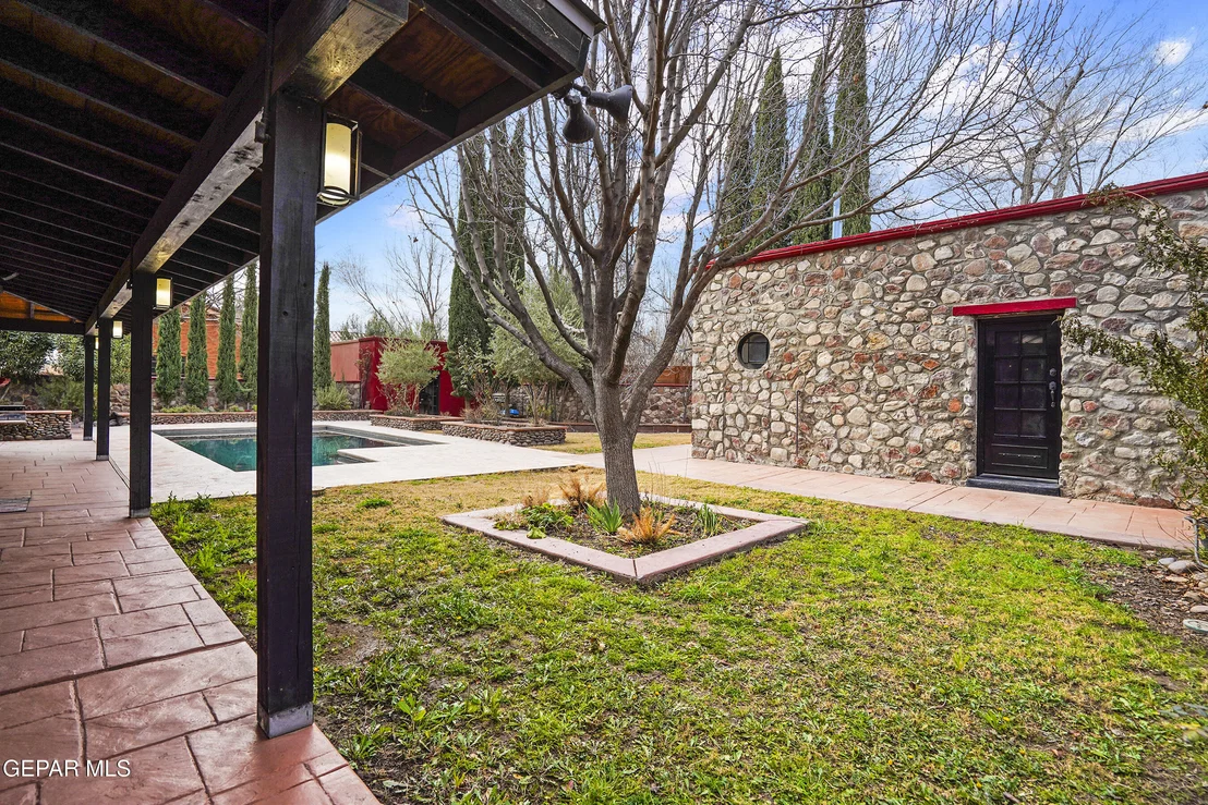 Photo of 200 W Sunset Road
