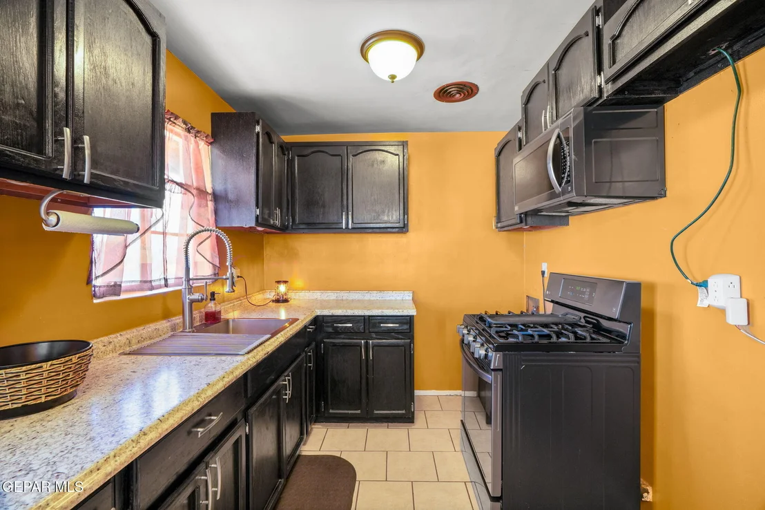 Photo of 10368 Preston Drive