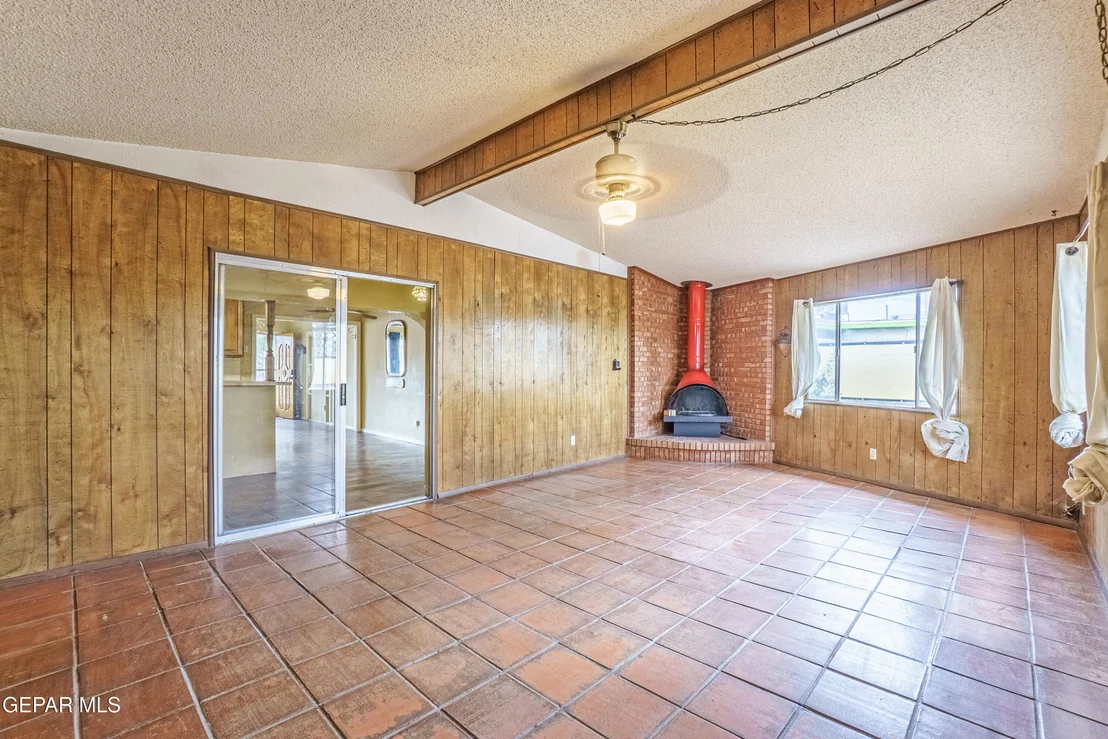Photo of 1411 Elmhurst Drive