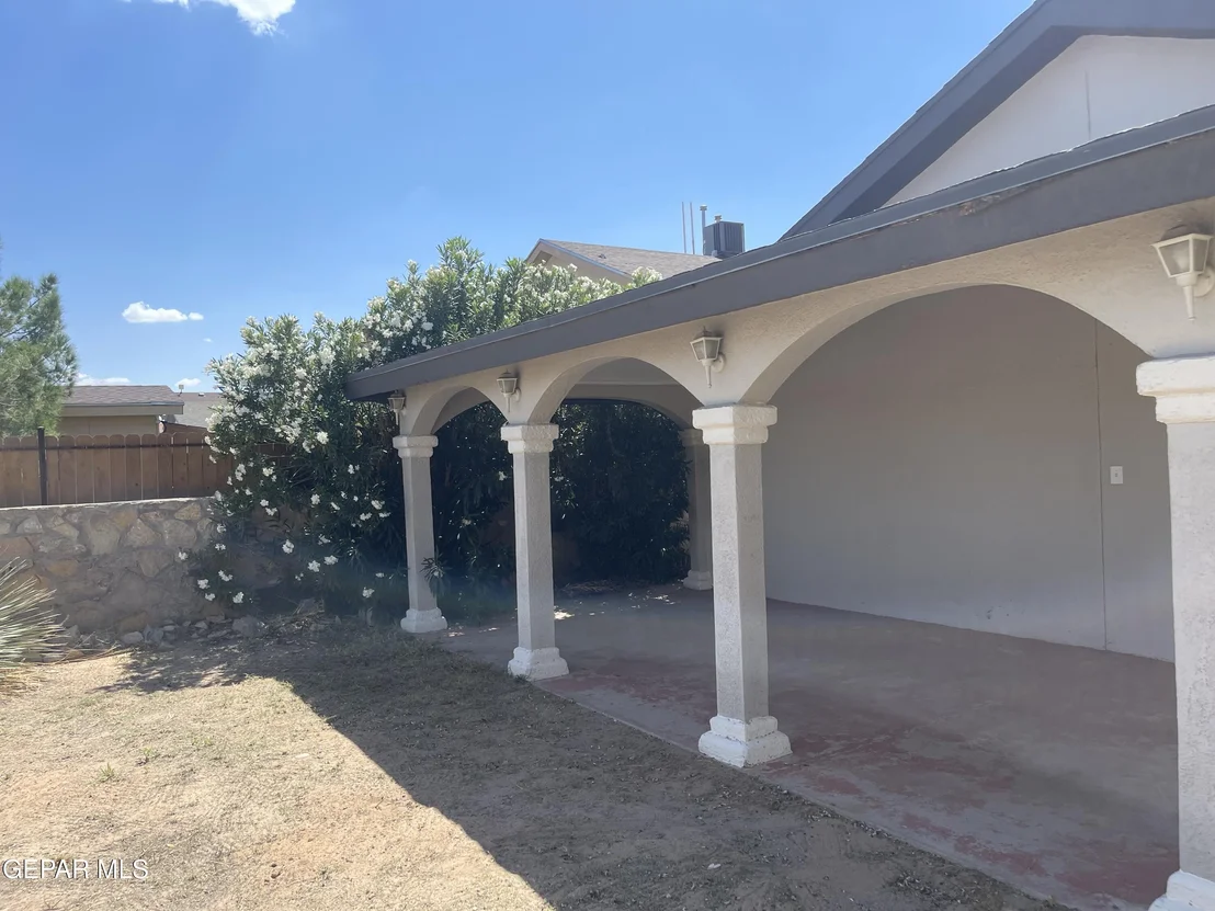 Photo of 3920 TIERRA MARFIL Road