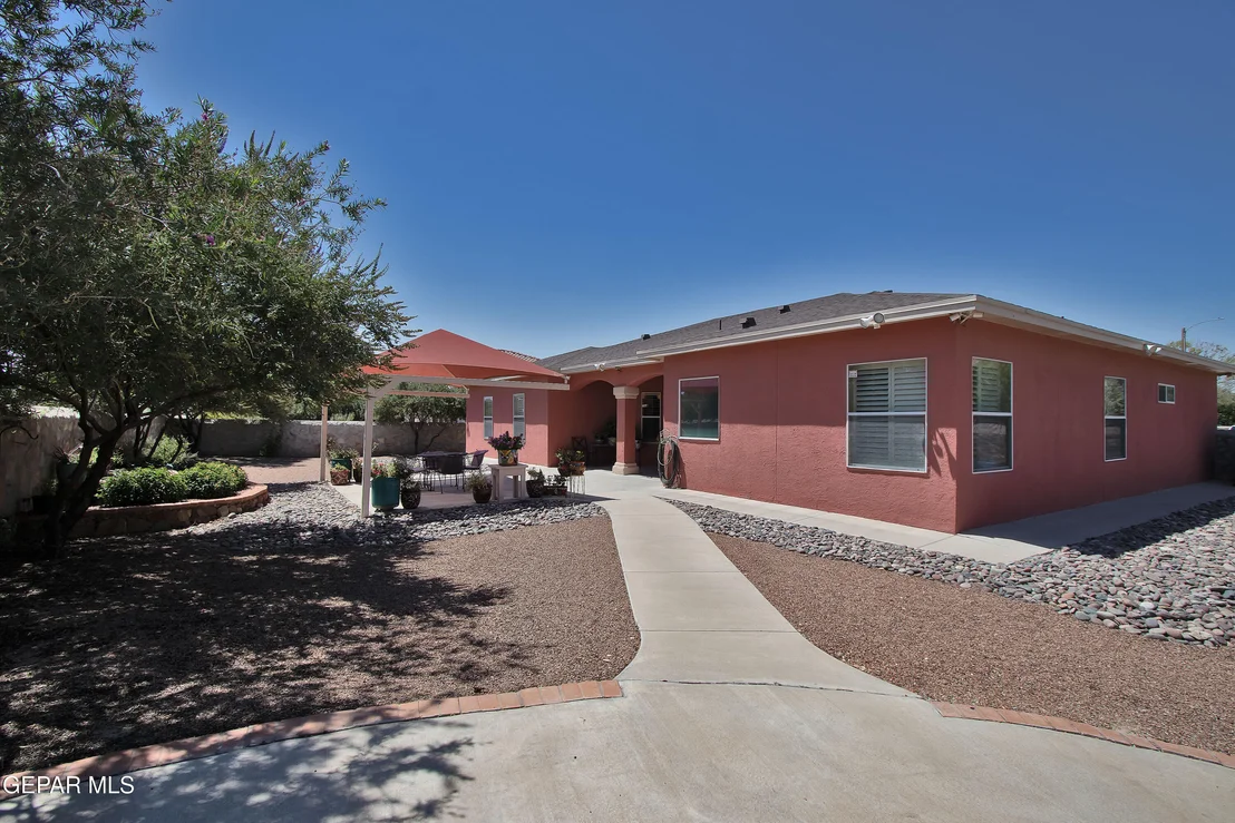 Photo of 920 TYLER SETH Avenue