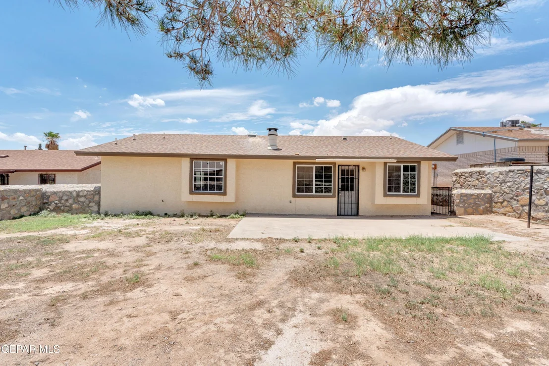 Photo of 1610 James Chisum Drive