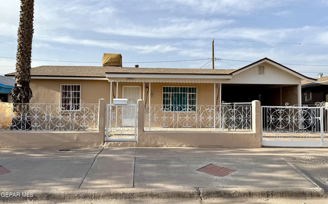 Photo of 9351 CARRANZA Drive