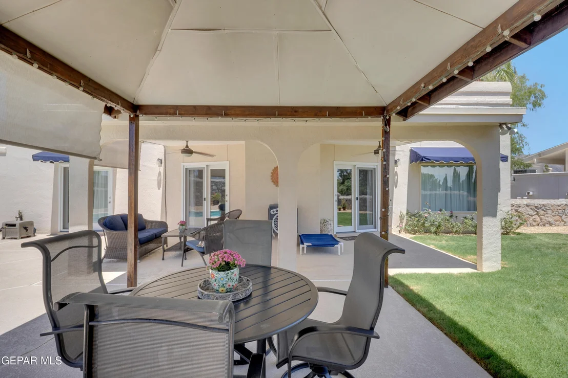 Photo of 7016 TOLUCA Drive