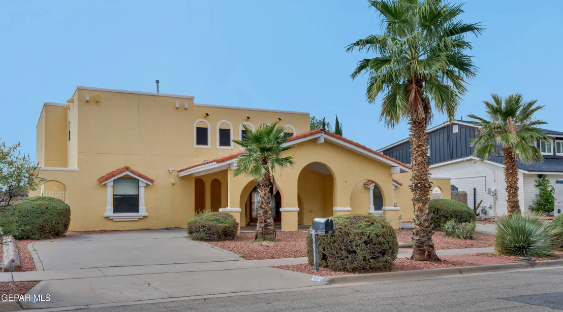 Photo of 625 CRESTA ALTA Drive