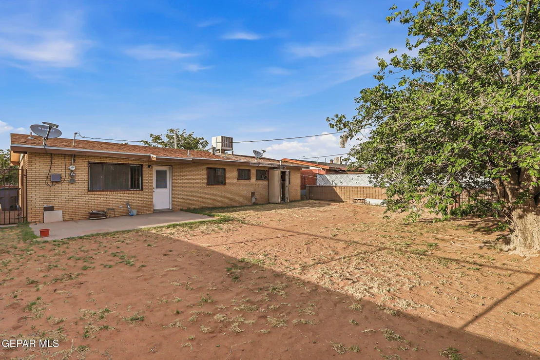 Photo of 5852 STURGEON Drive