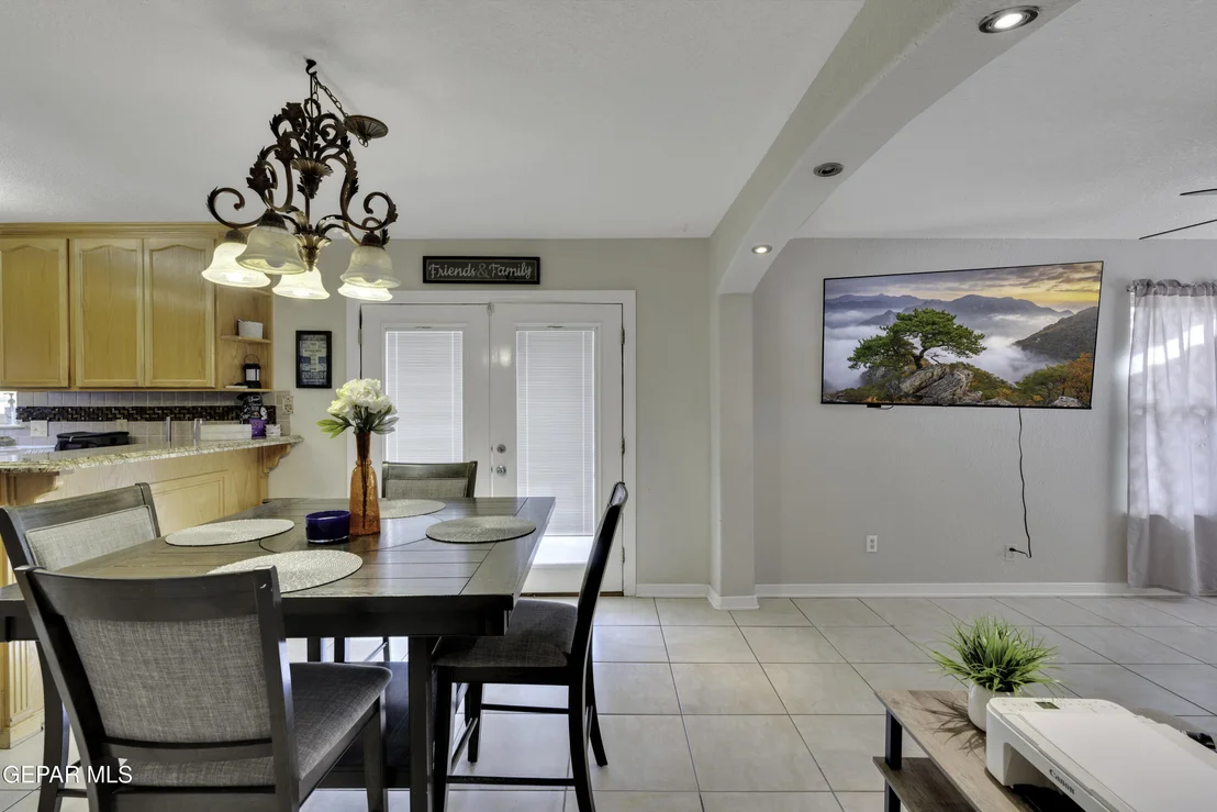 Photo of 512 Mogollon Circle