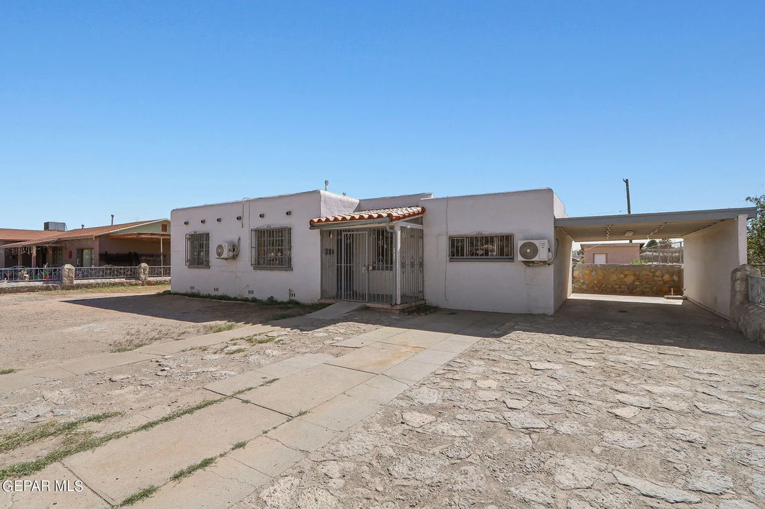 Photo of 8056 Carpenter Drive